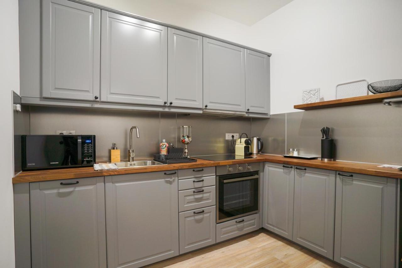 Koffer Apartman Eger Exterior photo